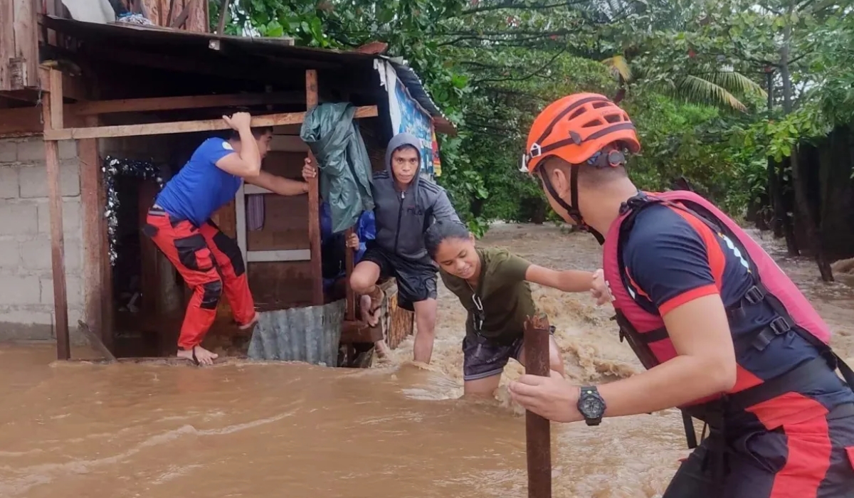 Philippines Flood Death Toll Rises and Search for Missing Continues